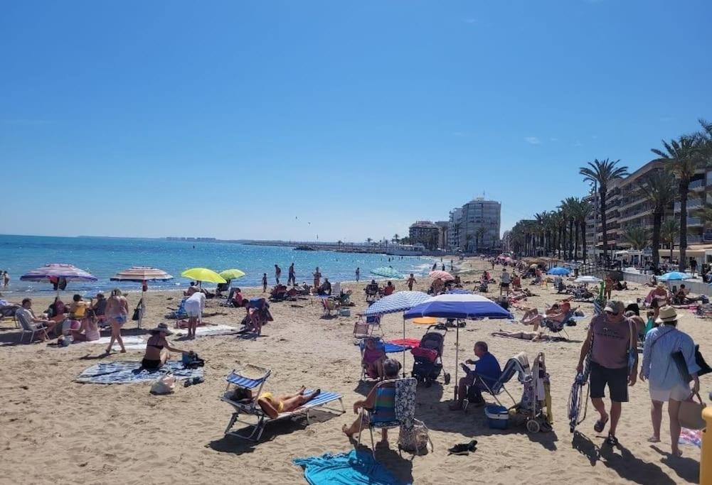 Apartamento Cerca A La Playa Del Cura ! Cura Beach 또레비에하 외부 사진